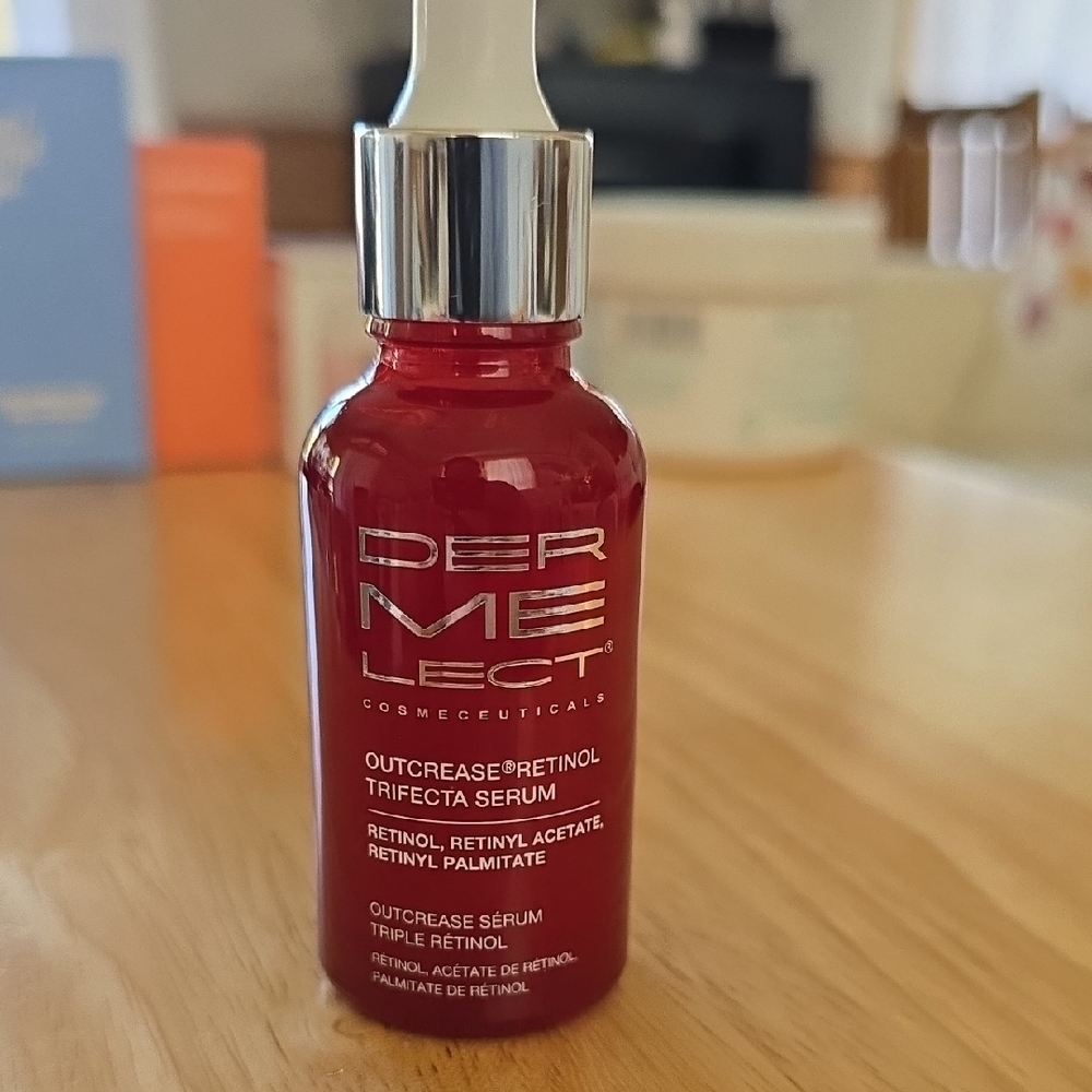 Dermelect Red Trifecta Serum